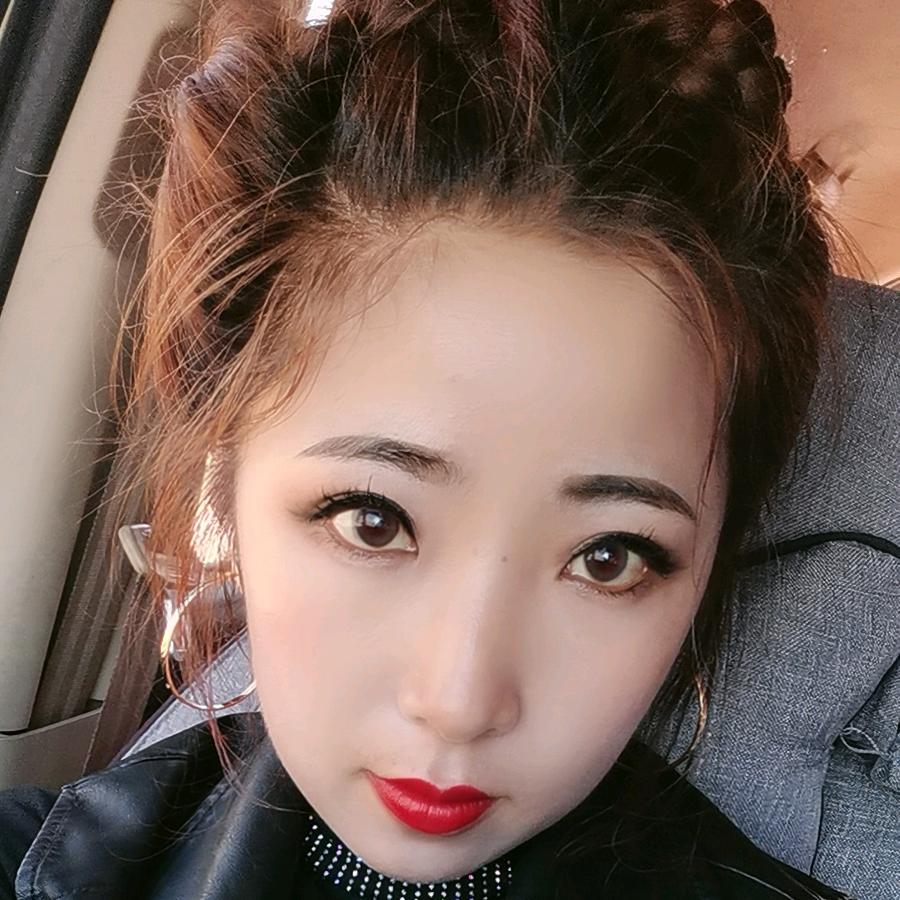 新时代礼仪 卫芳