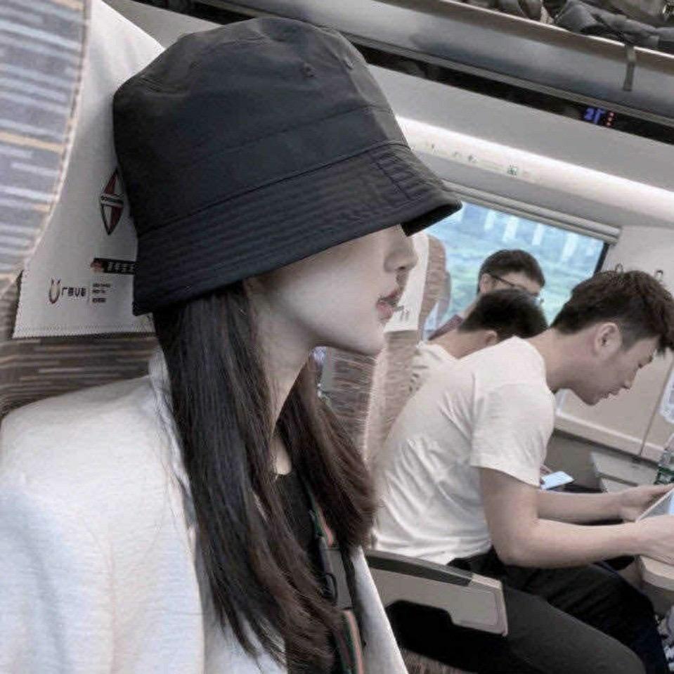 李星儿