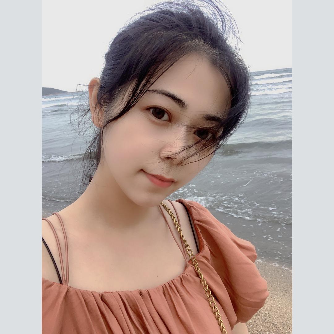 陈小C🍒