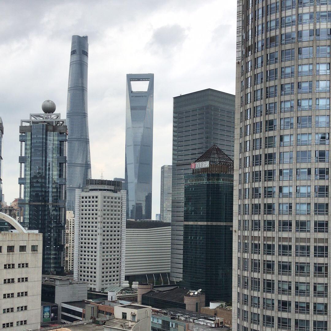 天天石业:荒料、光板、线条、圆柱、水刀。