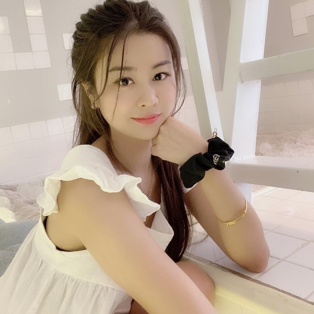 倩倩😘