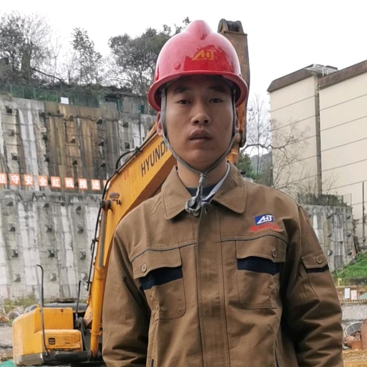 文可欣机械