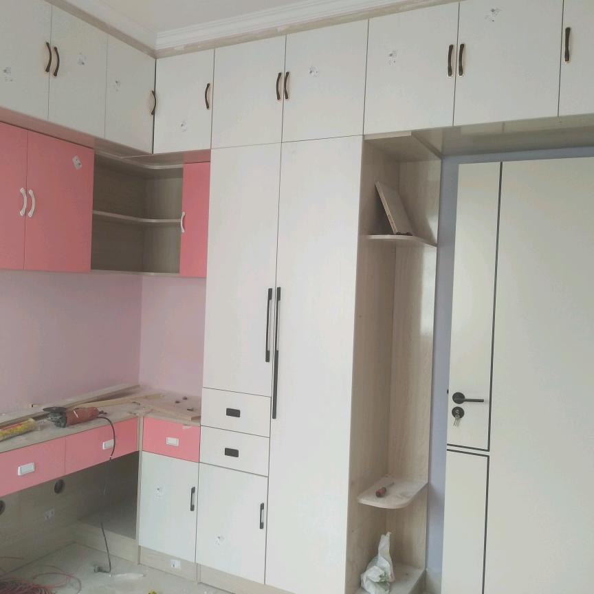 虹运装饰王财东