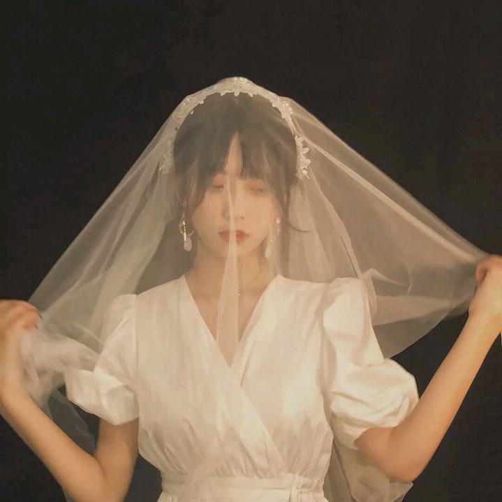 小灰灰.
