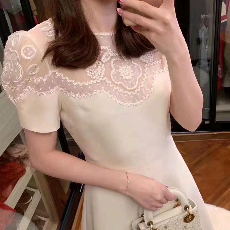 Mrs  h