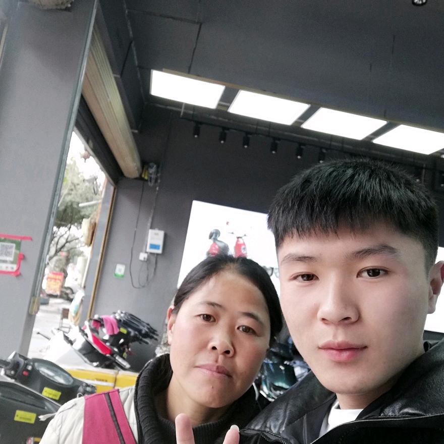 者相五星钻豹