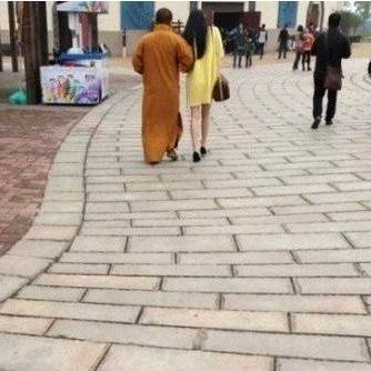 大明居士