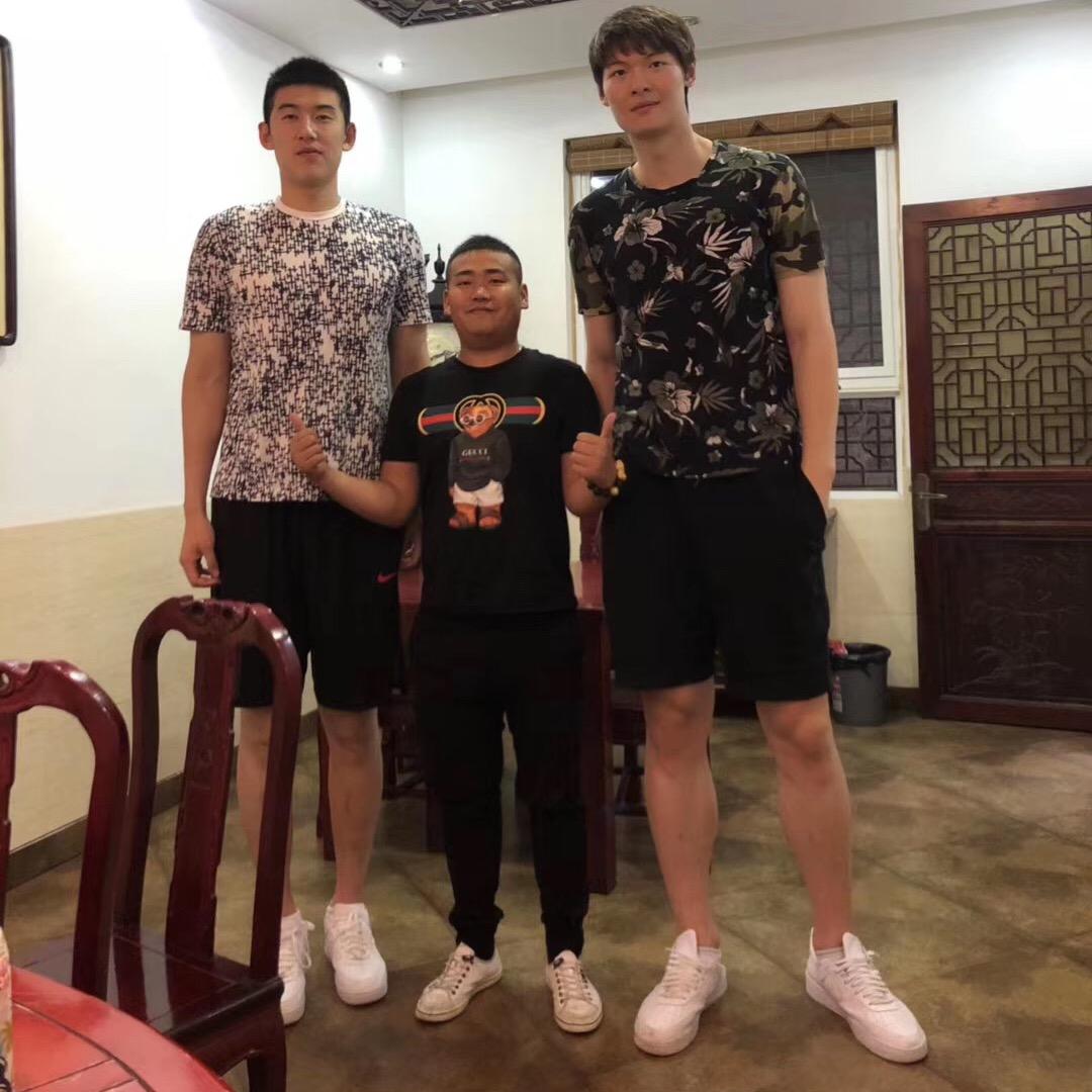 霸都德力