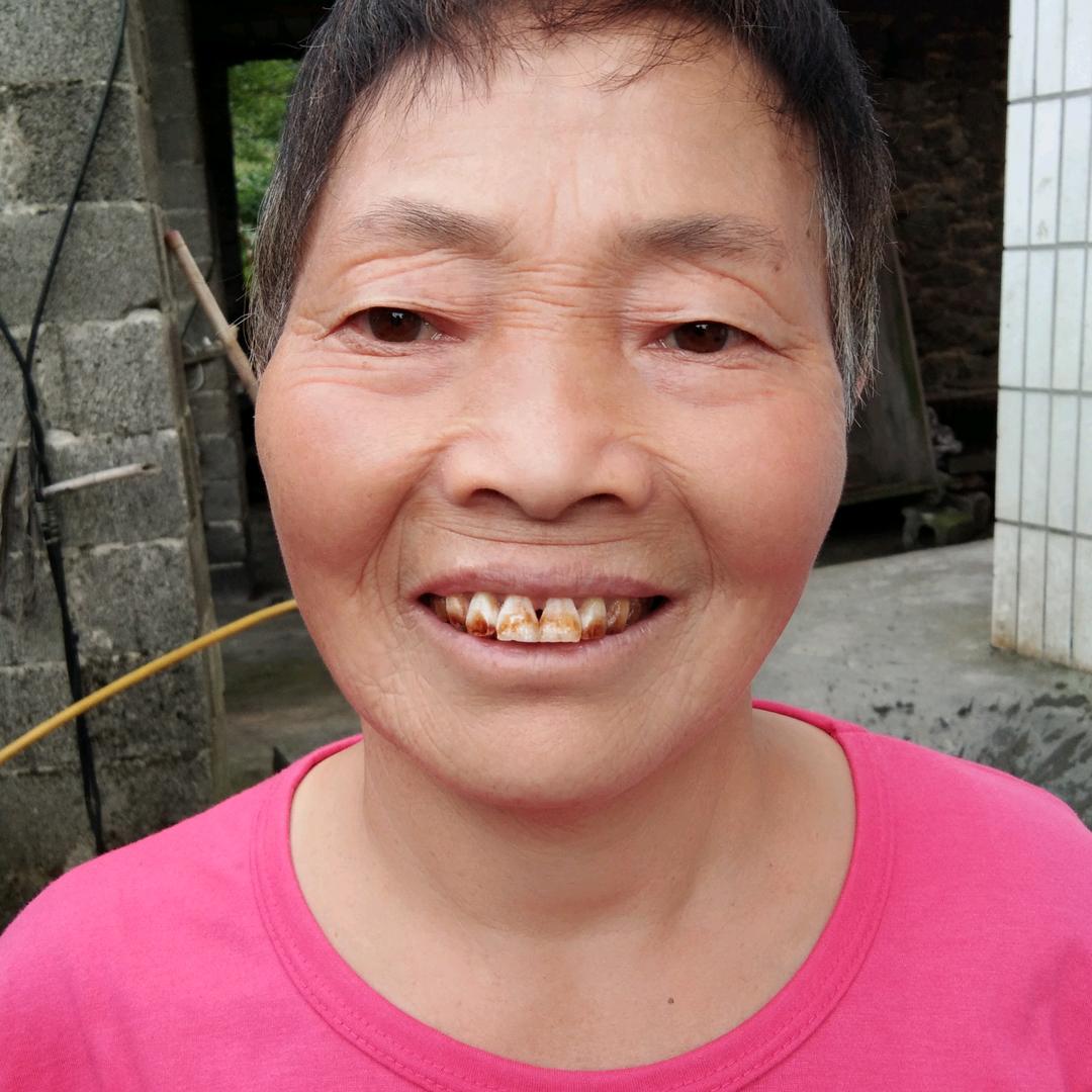 幸福美满二姐