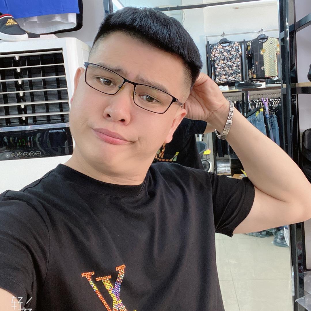 海南德尚潮牌