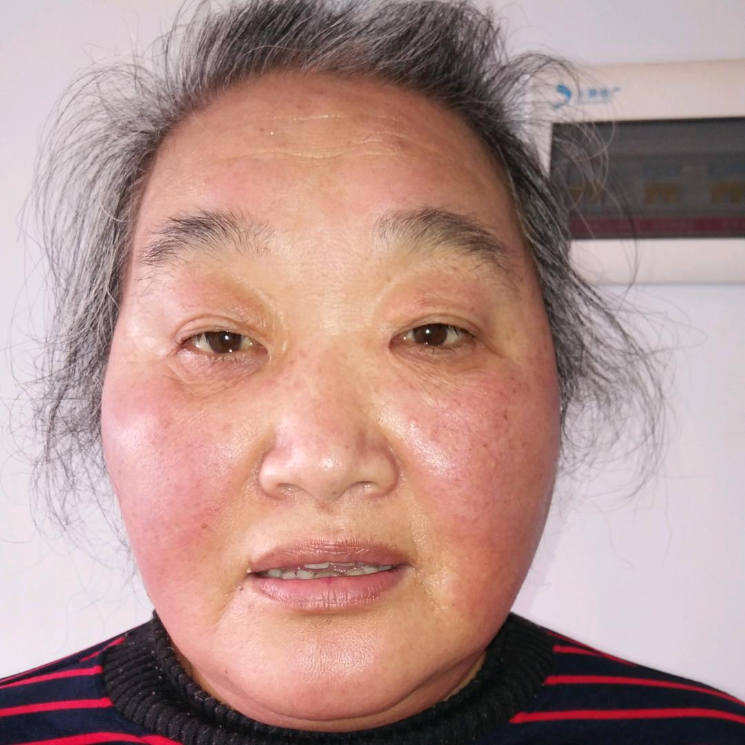 李玉英。