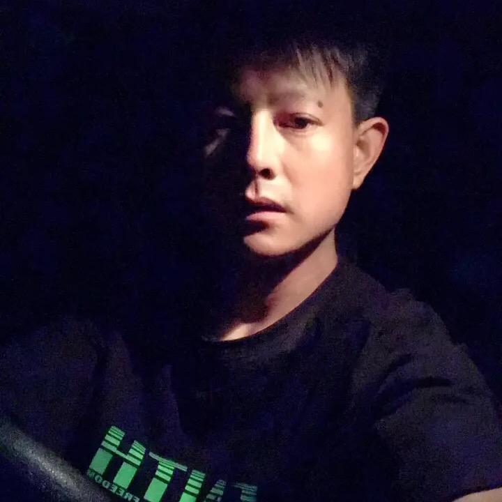 哈哈一笑哈