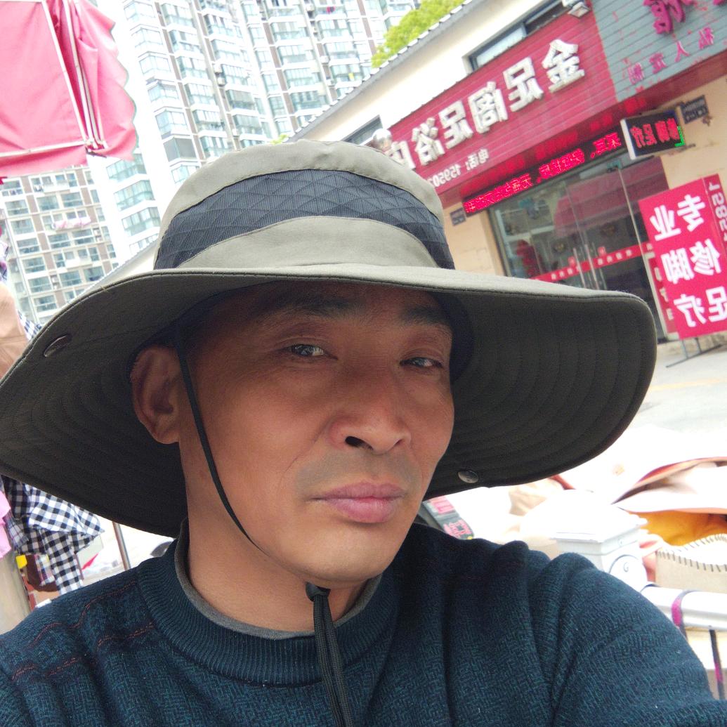 一马平川   小严服饰