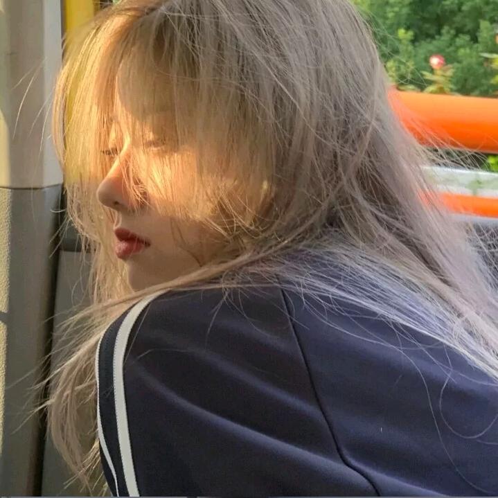 ……-：-头像