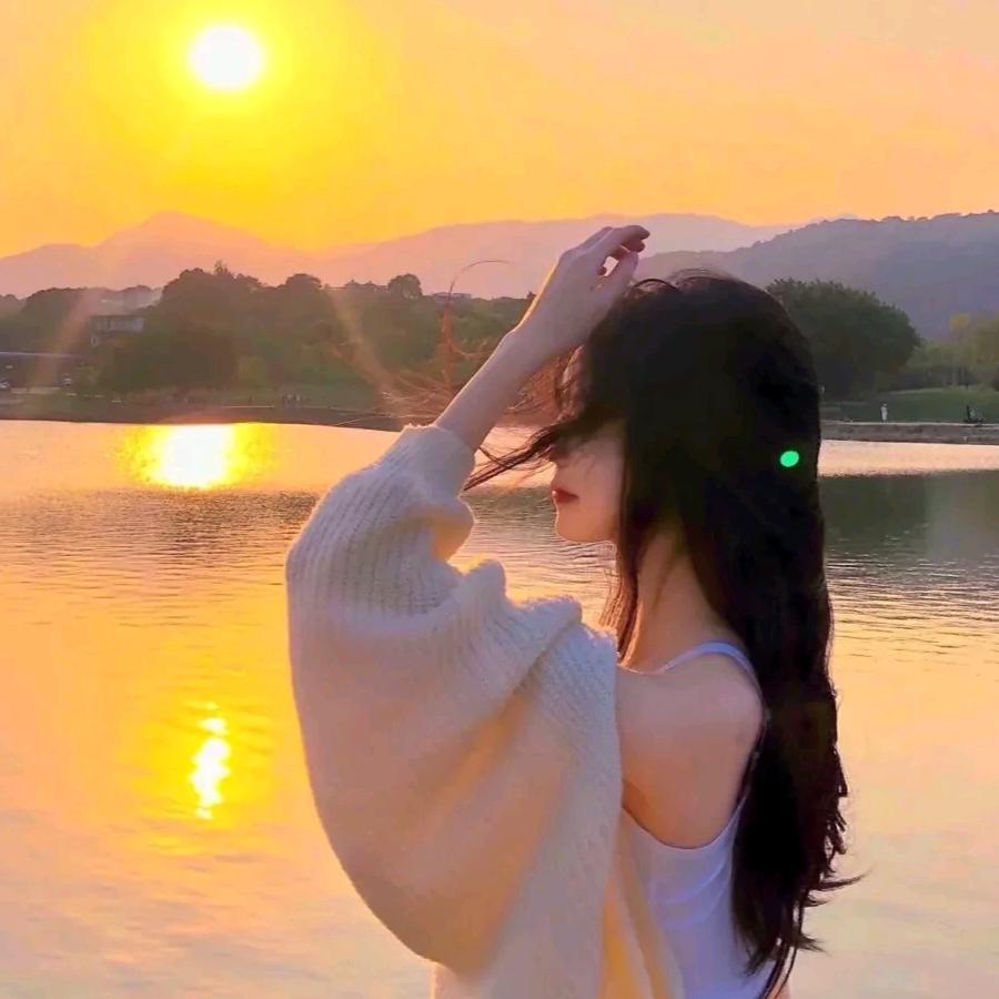 ꦿ💞༄：一笑倾城💞༊এ