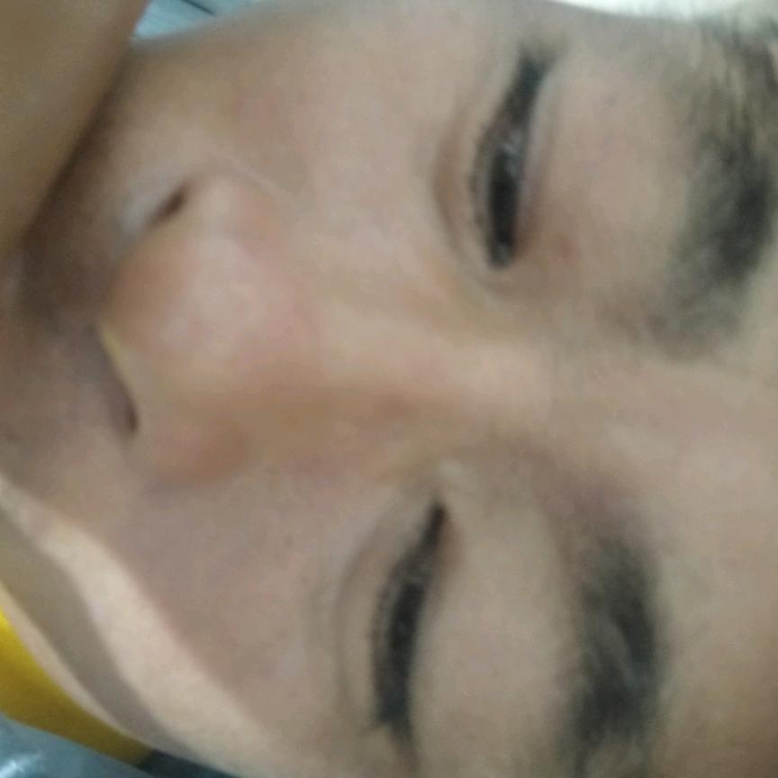 小时候缺钙，长大了缺爱。