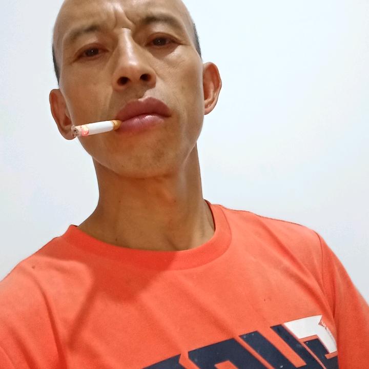 云南昭通鲁甸人