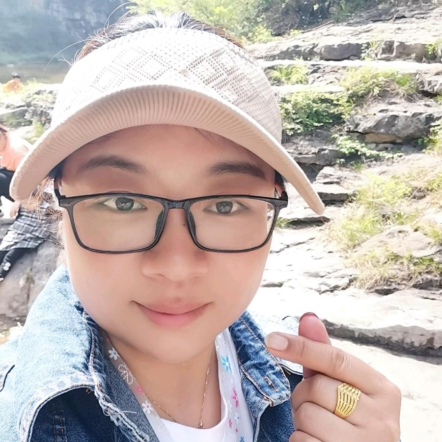 机器猫与叮当