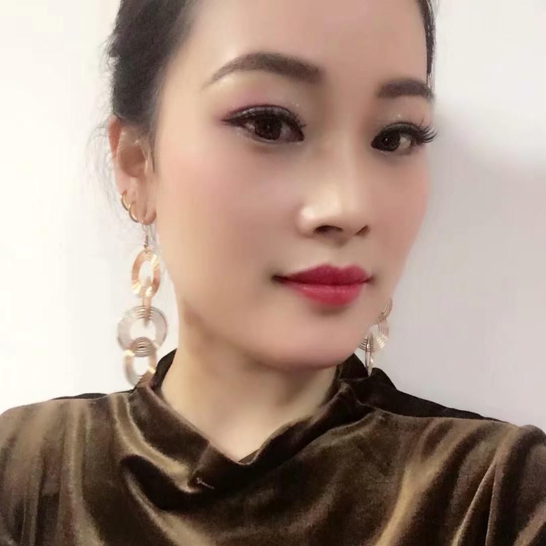 润亿翡翠店