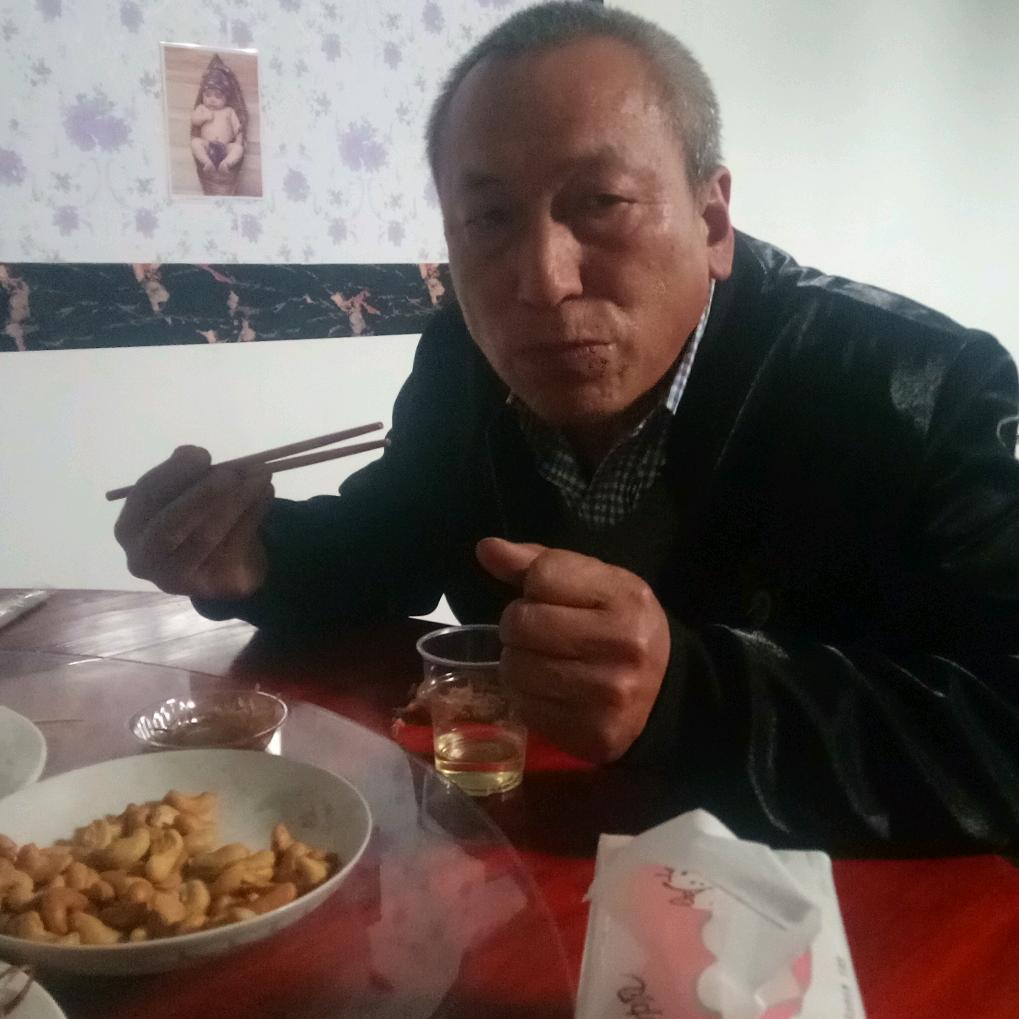 老洪
