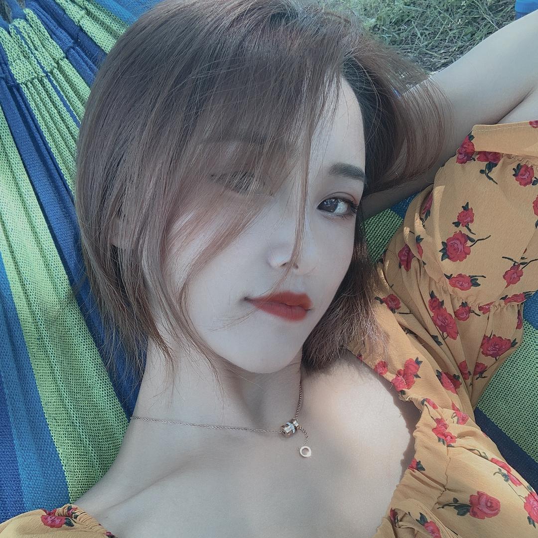 人 。 💋