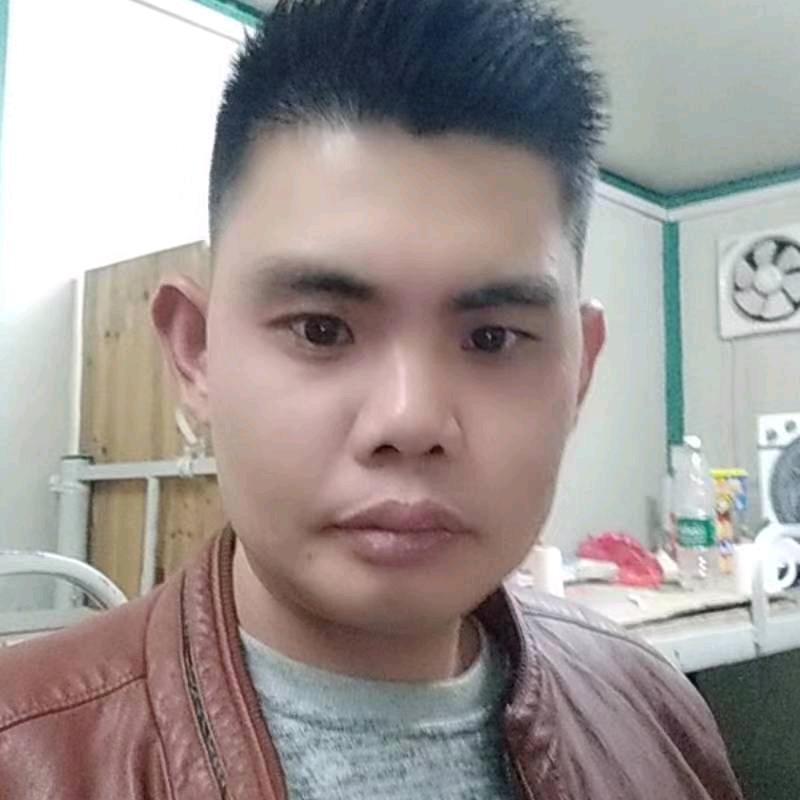 杨自佳