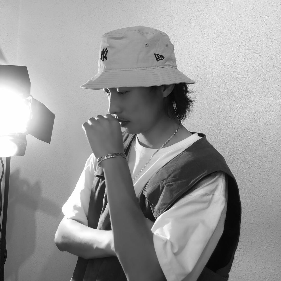 五寨伊人雅烫染天花板