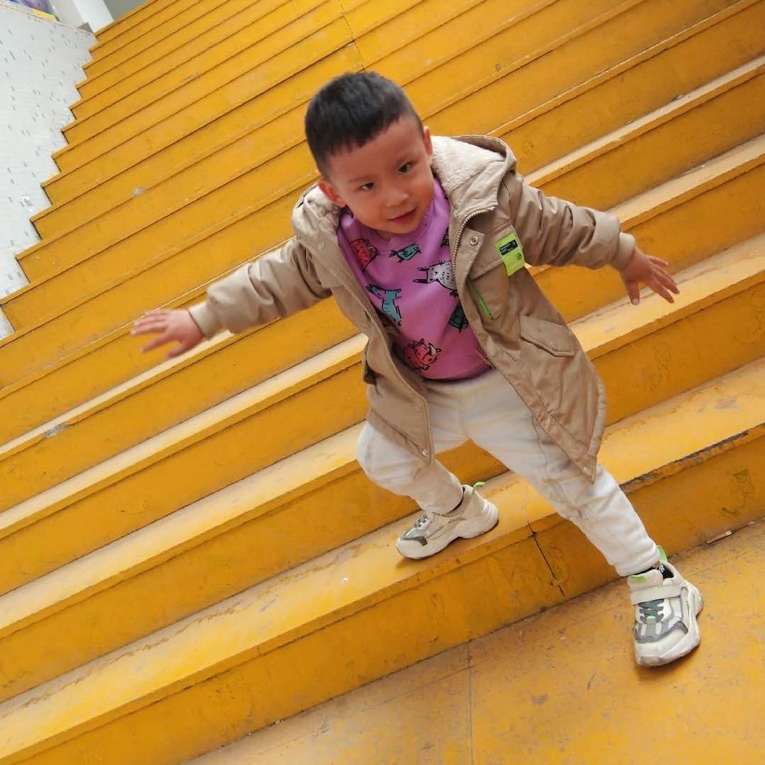 金宝鞋店官方号