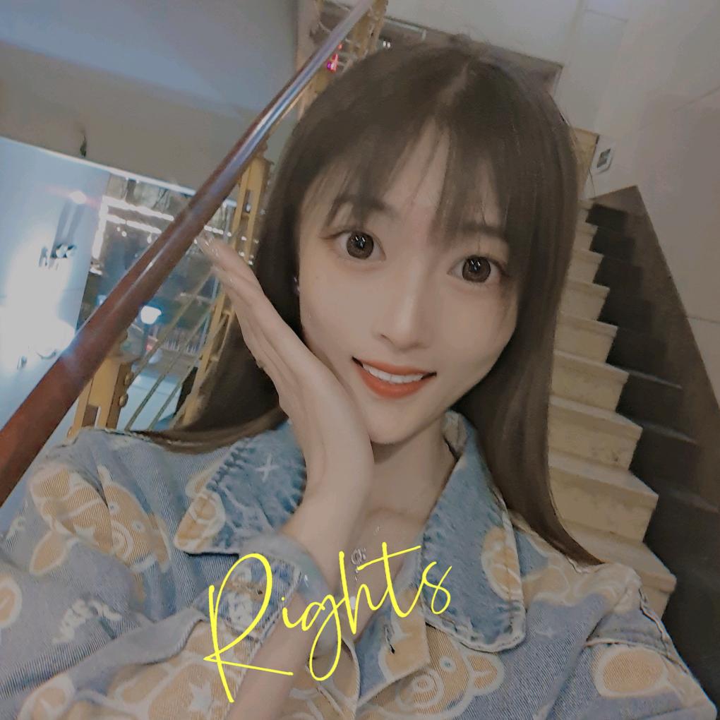 赵玥香香服饰女装集合店