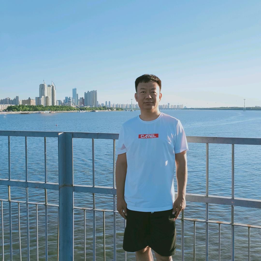 就爱翻滚的土豆