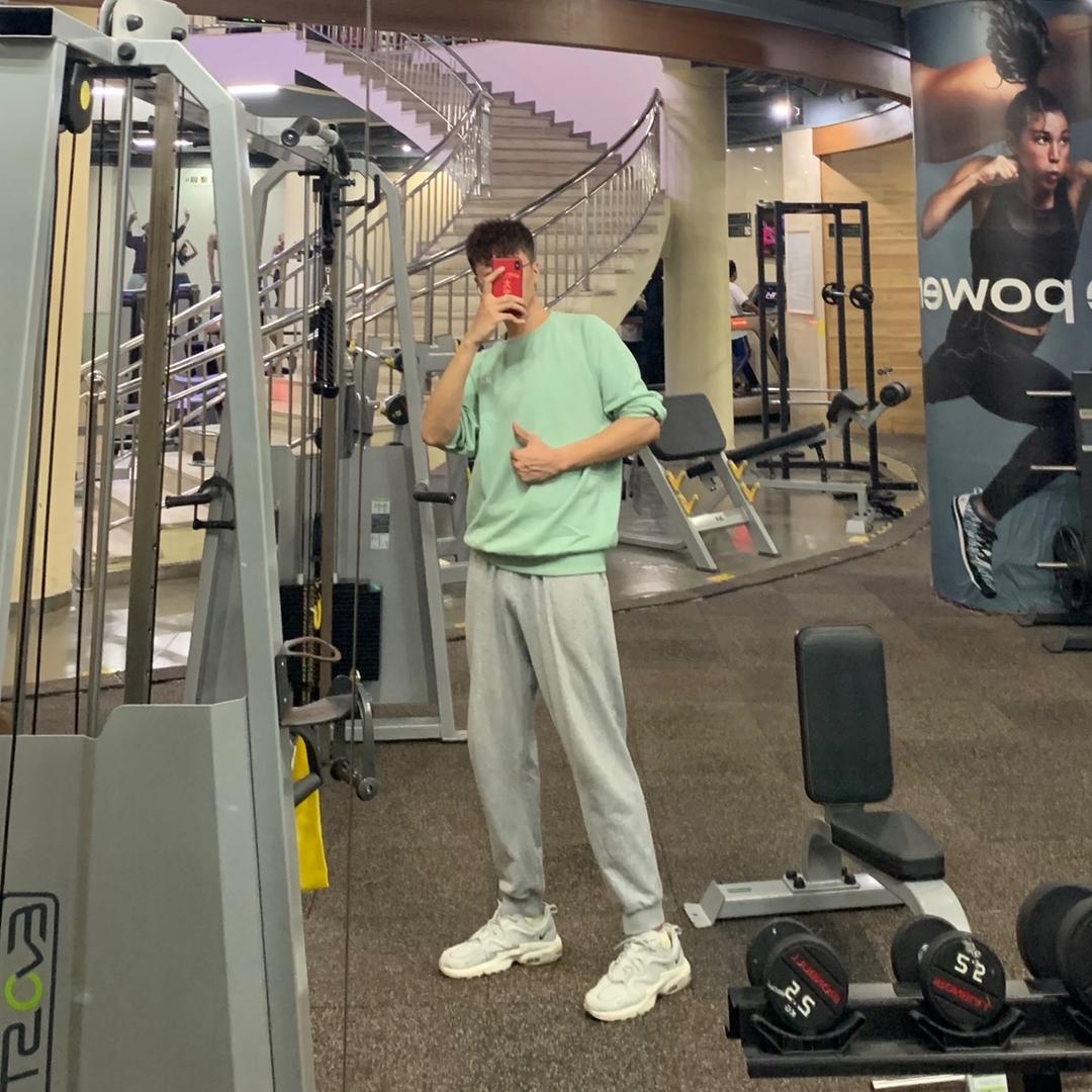 一米九的柴师傅