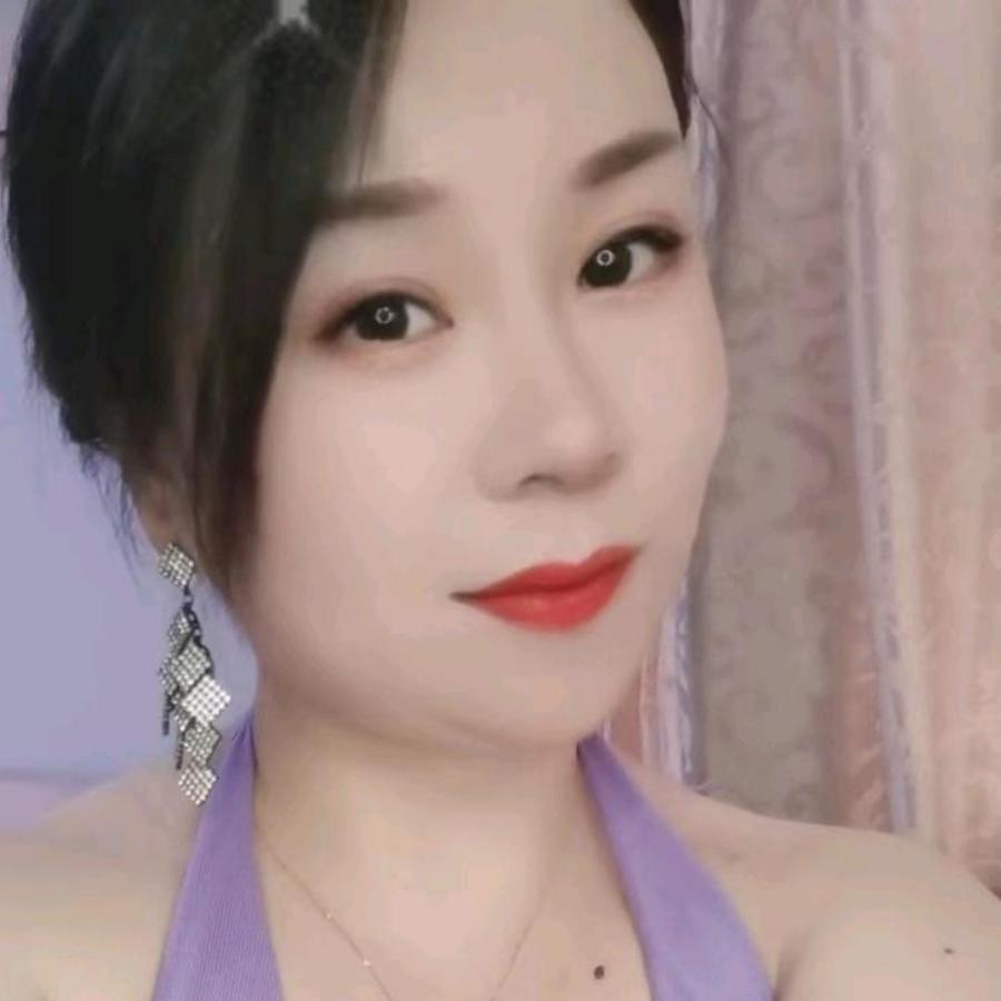 蓓蓓（单身没人疼）