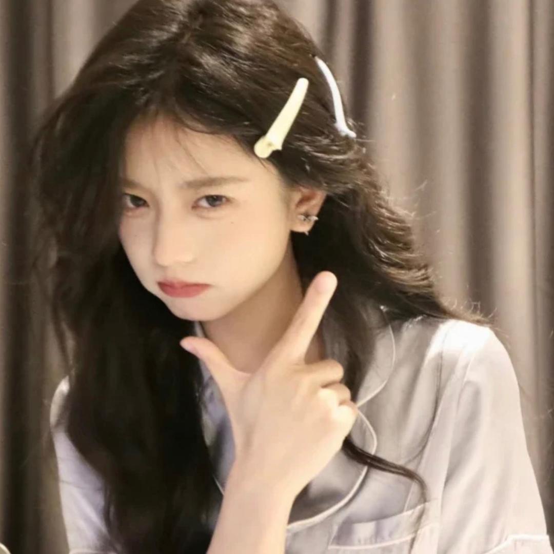 糖炒栗子૮₍ ˃̵ᴗ˂̵₎ა