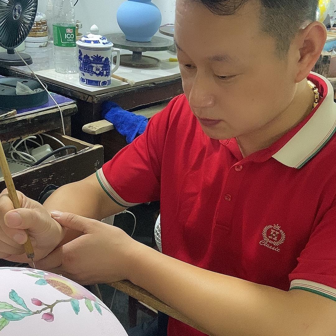 《非物质文化传承人》熊龙生