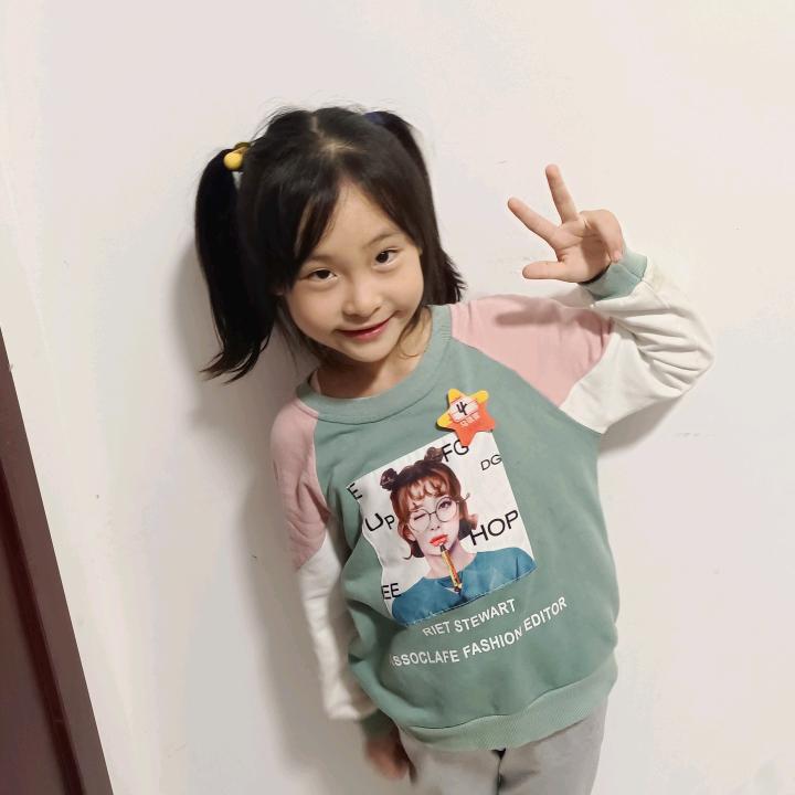 芳芳的日常生活