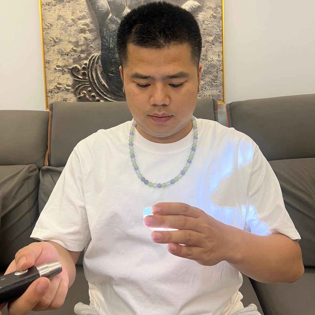 阿华翡翠