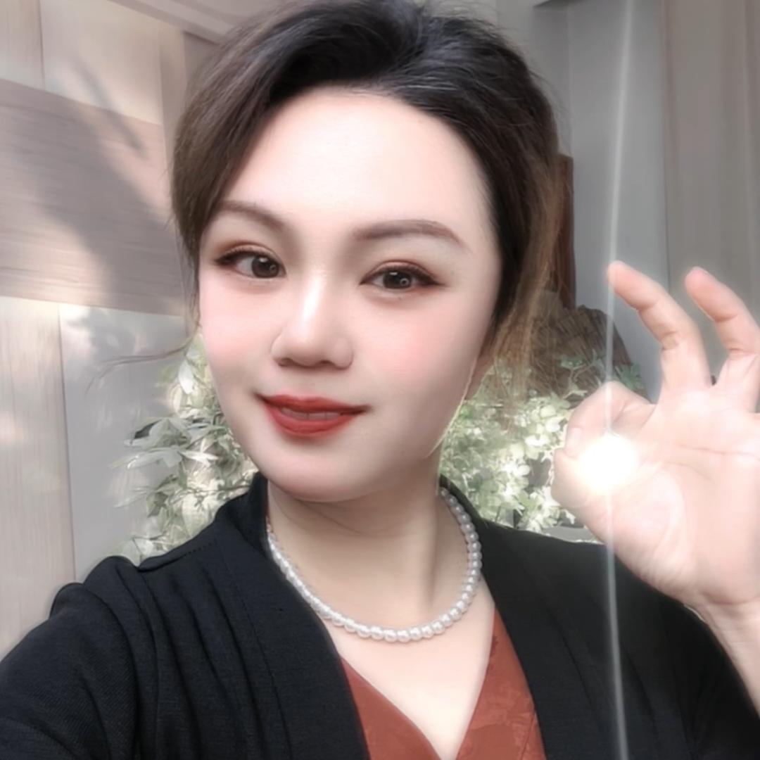 芸希服饰