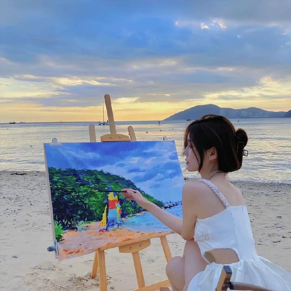 菲菲吖