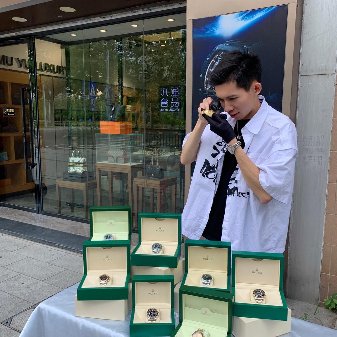 伟伟名表名包回收