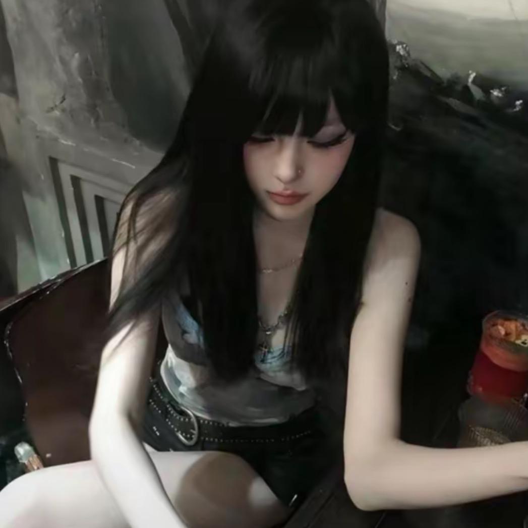 晚睡小猫