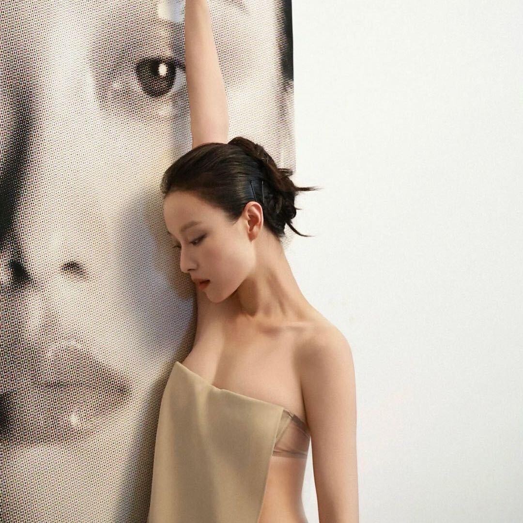 李李李李佳音