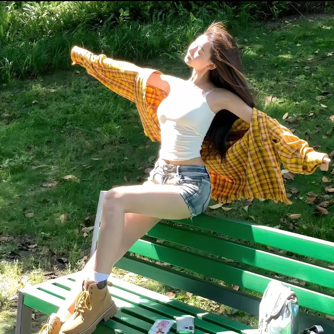 冰山高处万里银2459