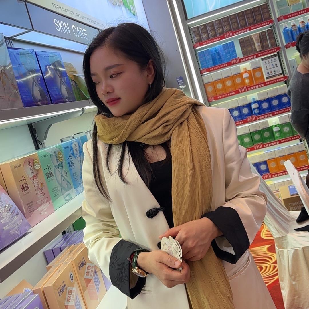 伊人天姿美容｜沈梅梅