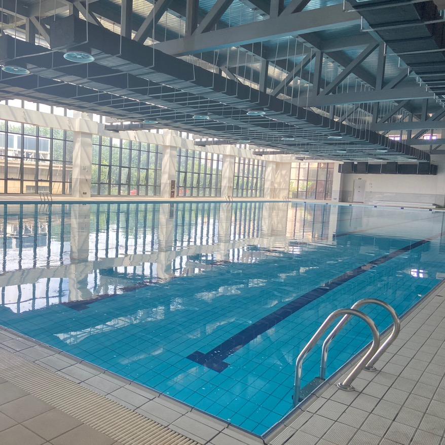 玉山体育中心游泳馆李经理