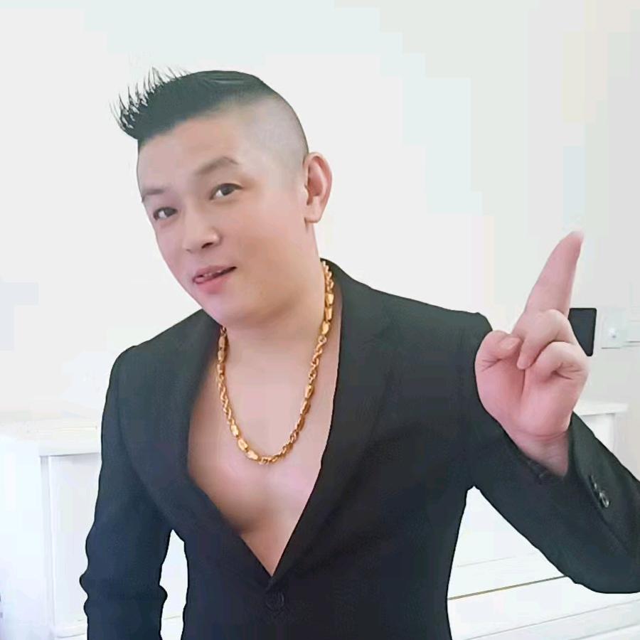 笑天