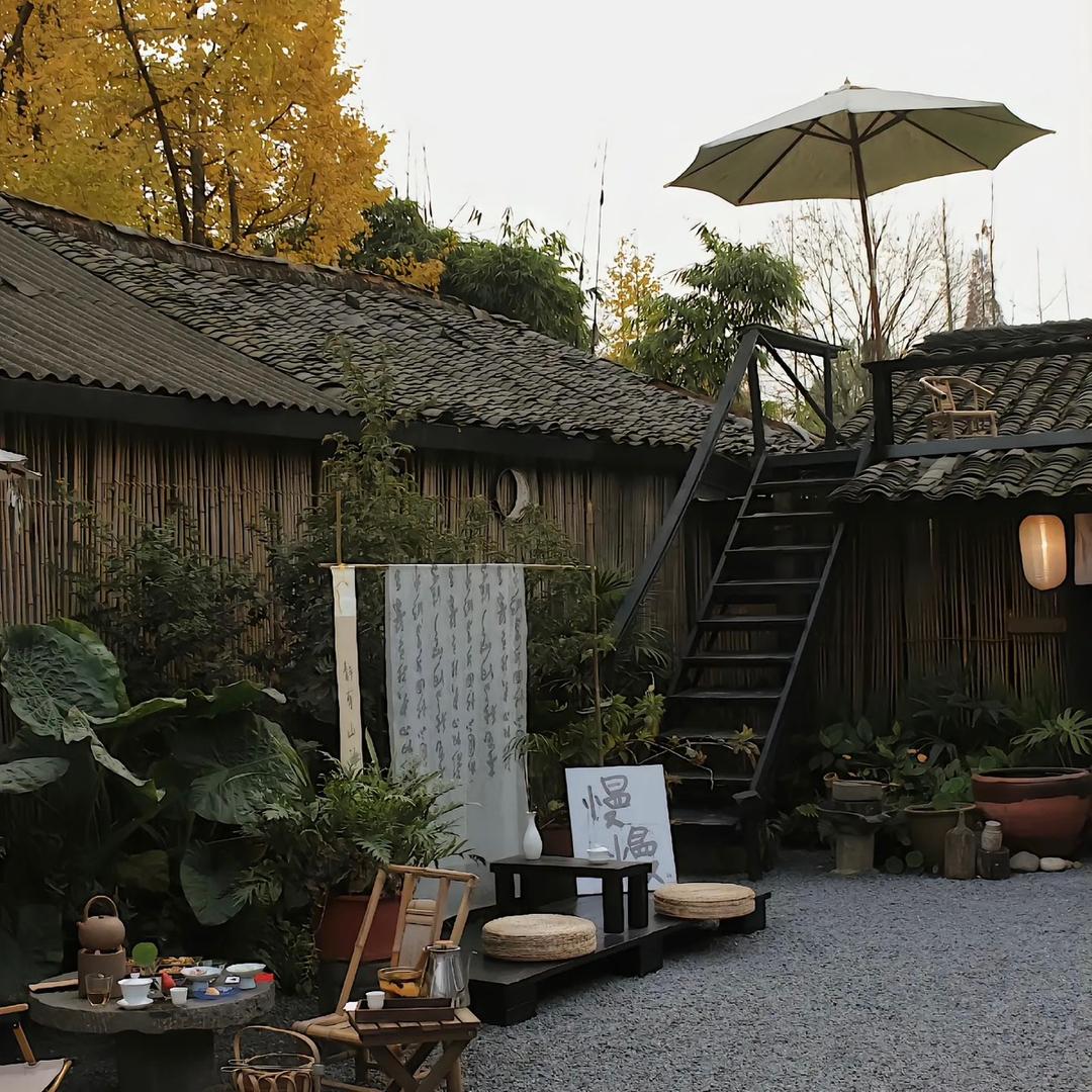 爱开无人机的小波波