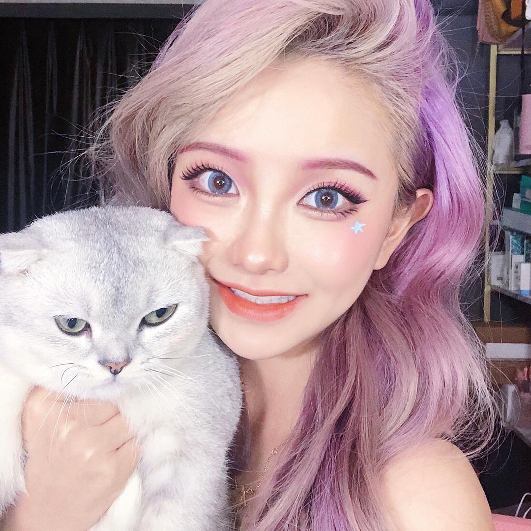 爱养鹦鹉的广电小刘