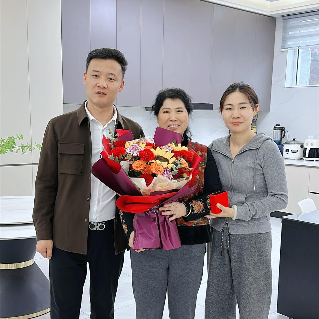 云飞一家人