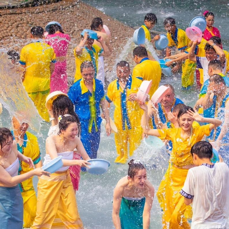 2025国际向前冲主题乐园