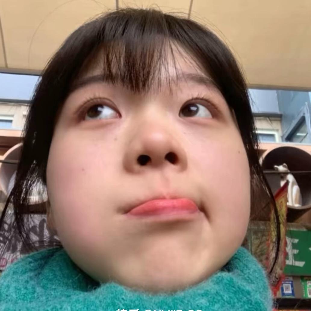🍞能能(备考减肥中）